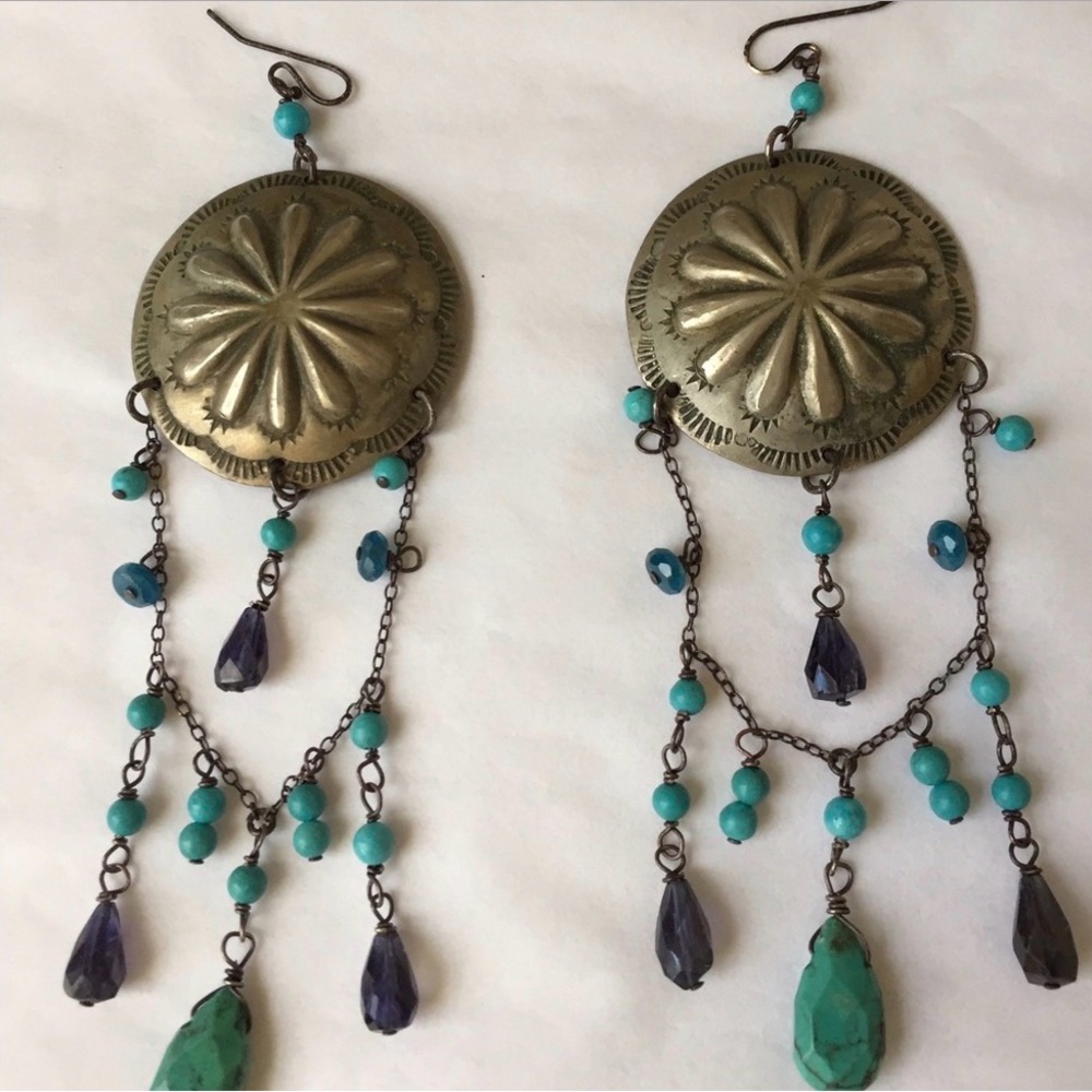 ISO looking for these vintage Ralph Lauren earrings and necklace
